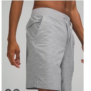 Lululemon‎ The Short 9" Linerless Grey Medium